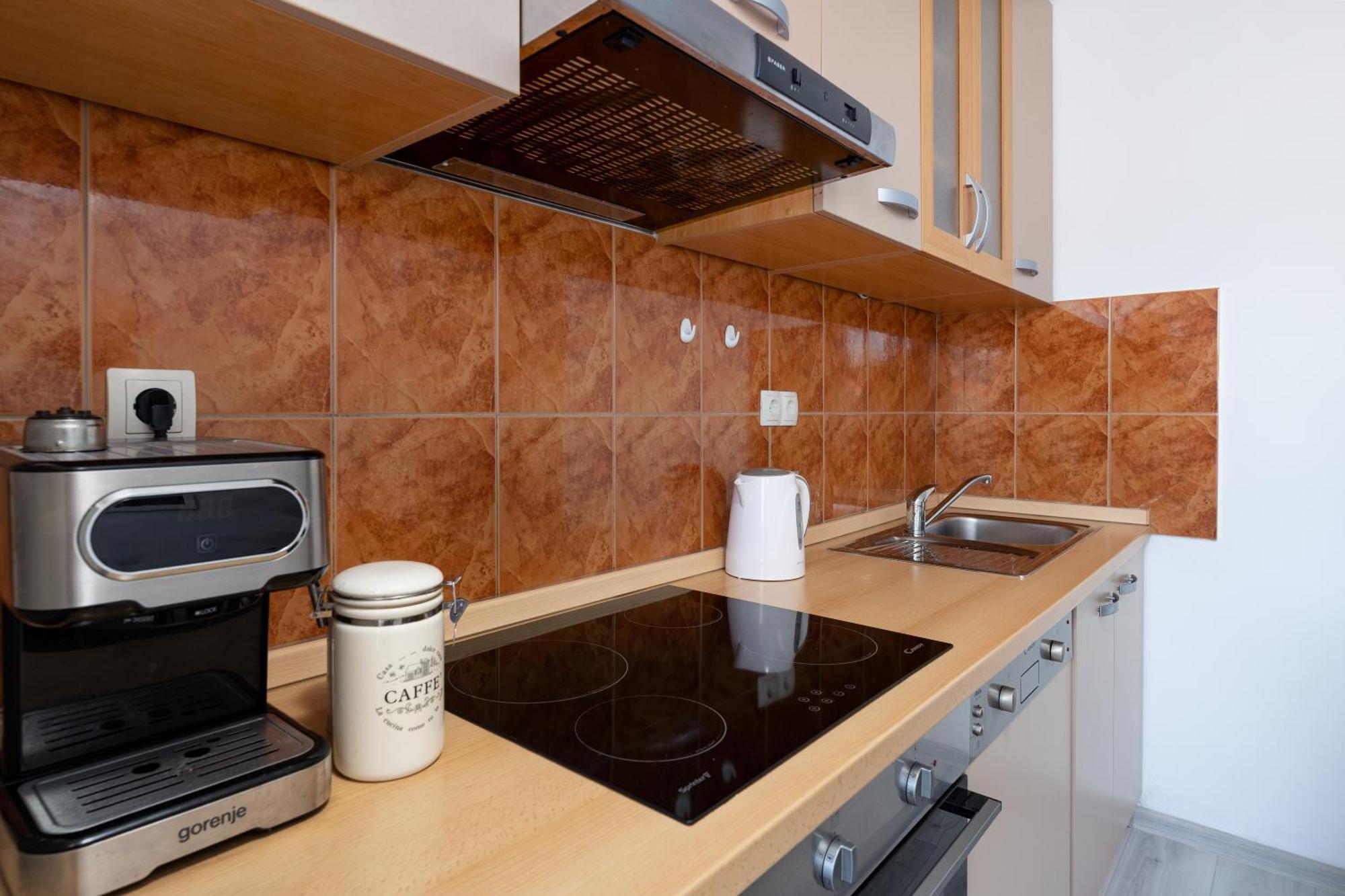 Apartment Kokolo With Sea View Split Bagian luar foto