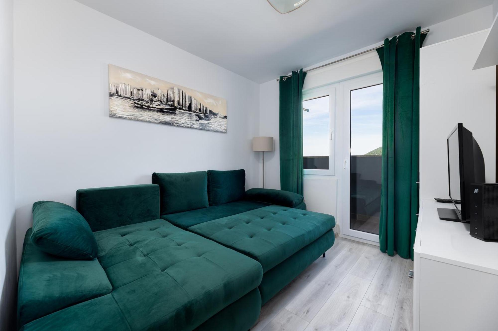 Apartment Kokolo With Sea View Split Bagian luar foto